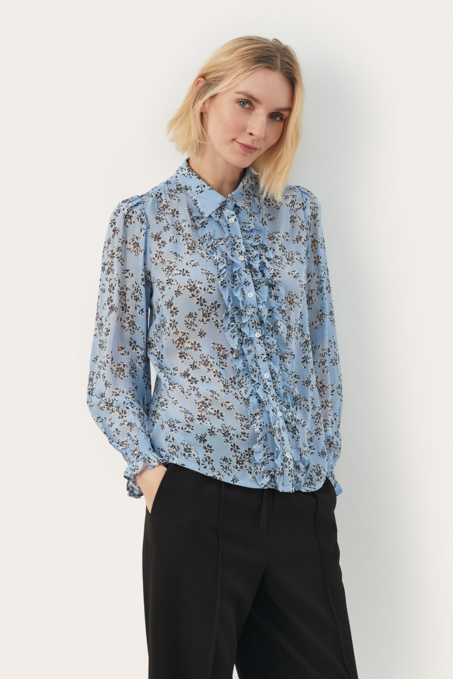 Tops PART TWO | Eibritpw Skjorte Med Volanger Faded Denim Scattered Flower